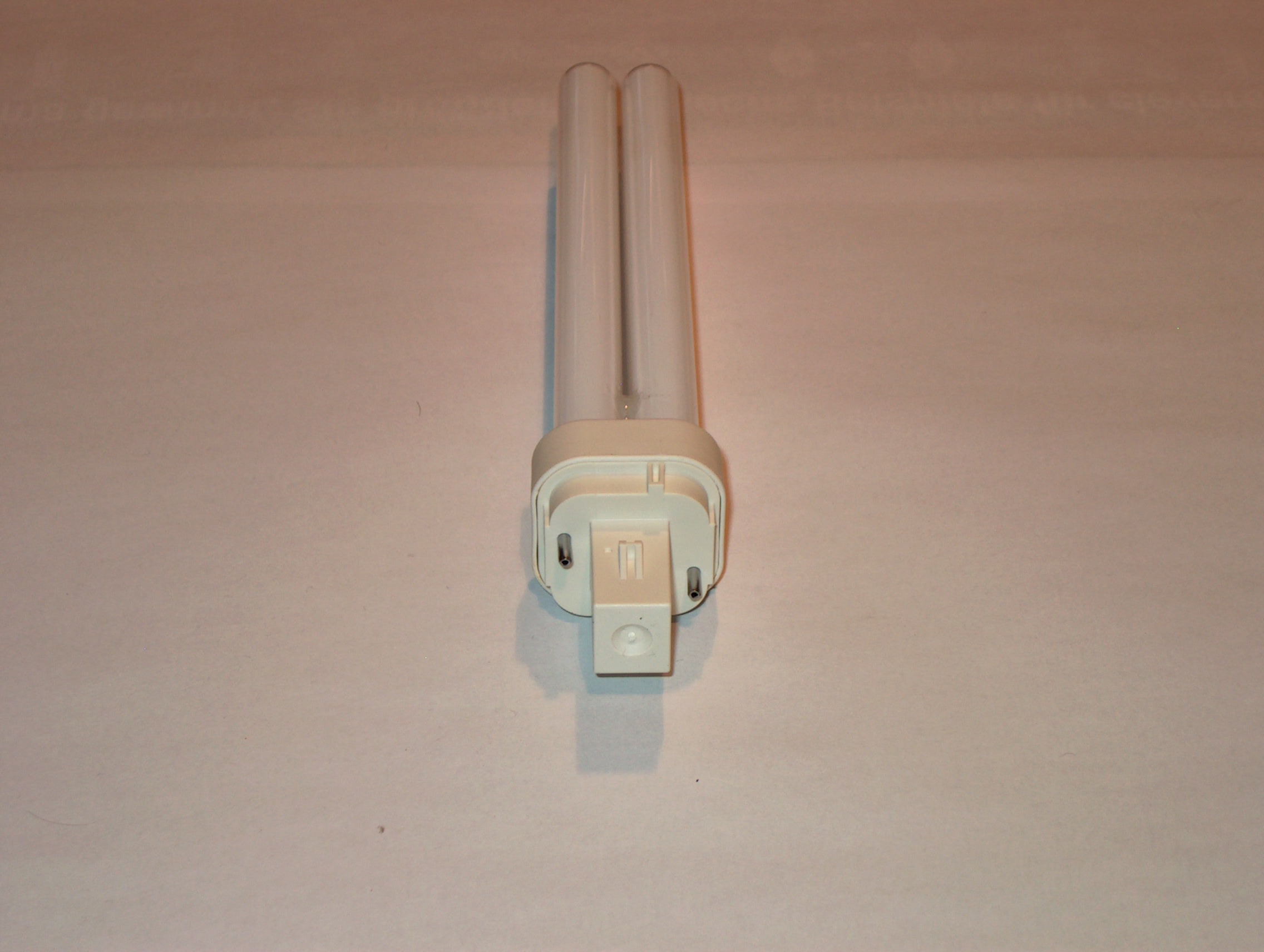 Philips PL-C 26W - 830 2P